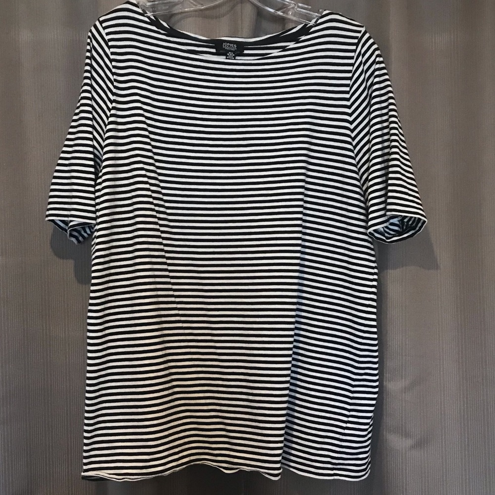 Stripped stretchy boatneck tee